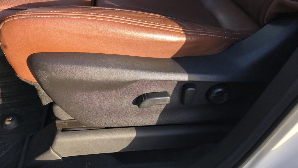 Used 2020 Subaru Ascent Touring w/ Popular Package #2 image 18