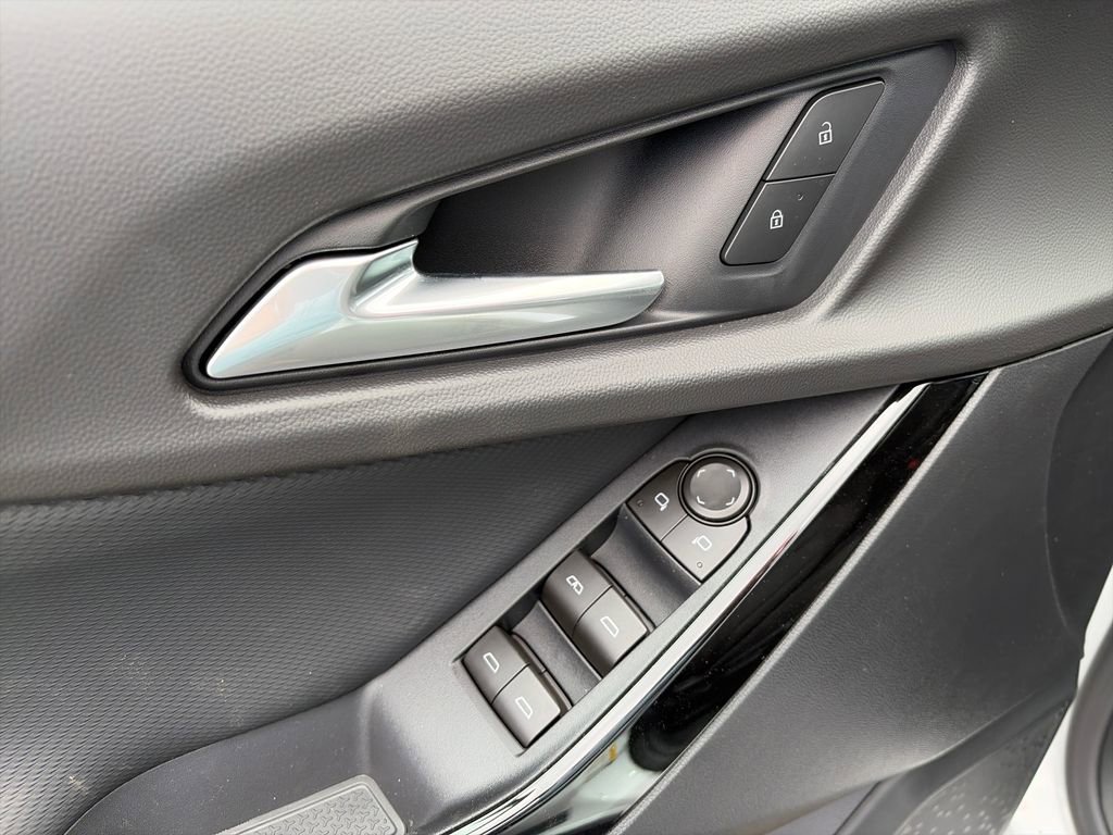 New 2026 Chevrolet Equinox LT w/ Midnight Edition image 16