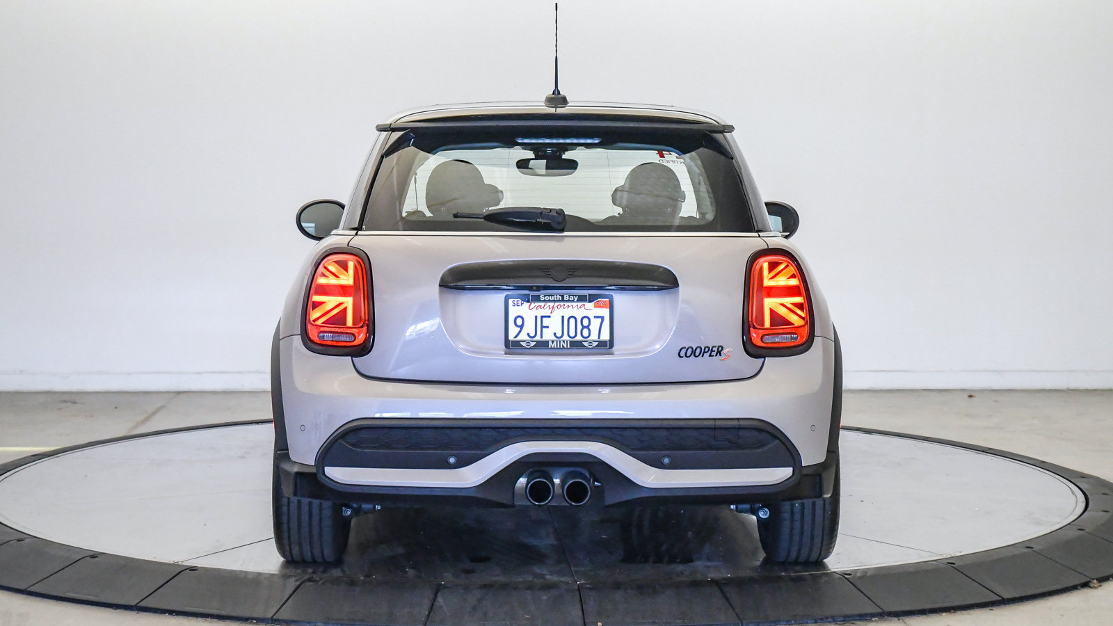 Certified 2024 MINI Cooper S FWD image 3