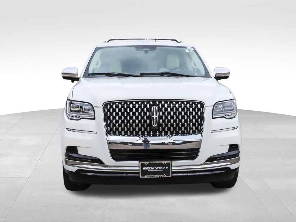 Used 2022 Lincoln Navigator Black Label AWD/4WD image 8