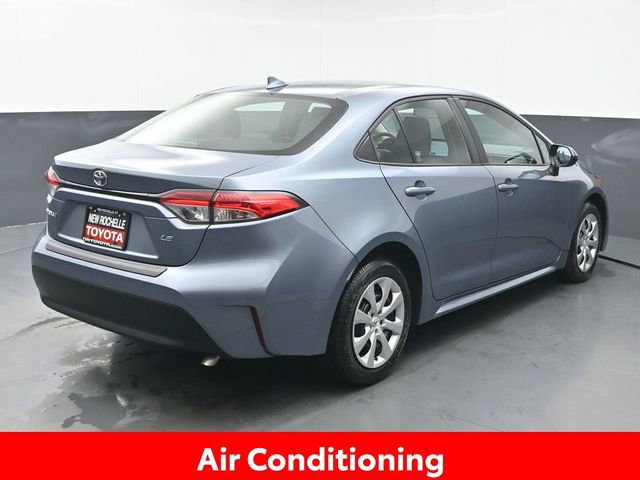 Used 2023 Toyota Corolla LE image 7