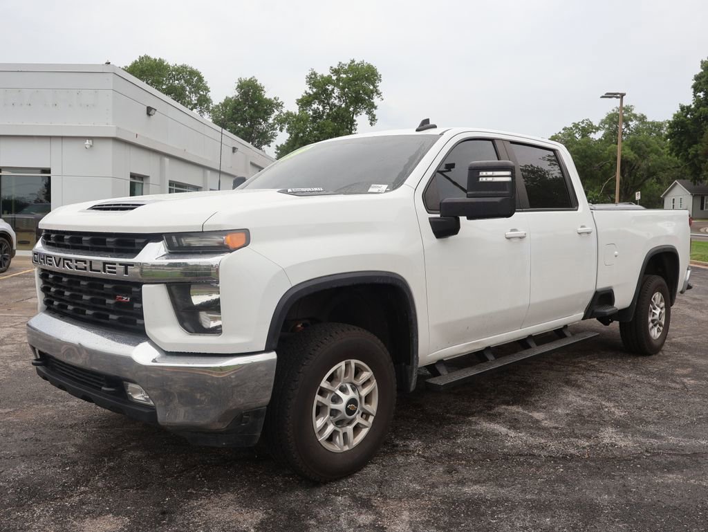 Used 2023 Chevrolet Silverado 2500 LT w/ Convenience Package AWD/4WD image 5