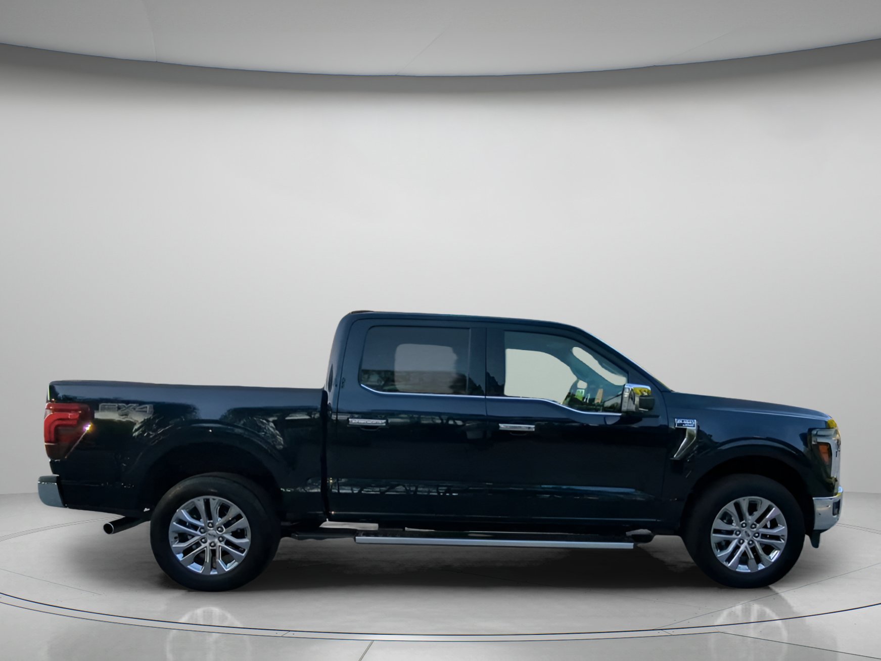 Certified 2025 Ford F150 Lariat w/ Equipment Group 501A Mid AWD/4WD image 32