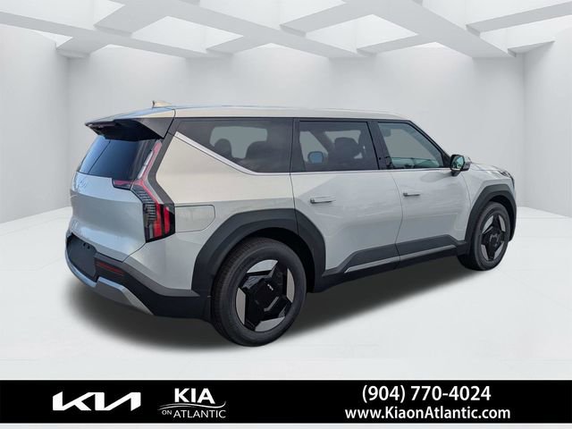 New 2026 Kia EV9 Light RWD image 3