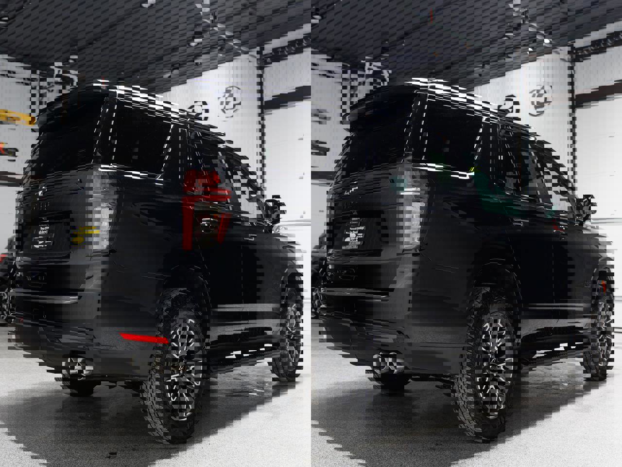 Used 2023 Chevrolet Tahoe Z71 w/ Z71 Off-Road Package image 6