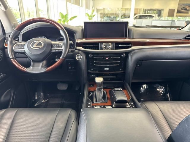 Certified 2020 Lexus LX 570 4WD w/ Luxury Package image 14