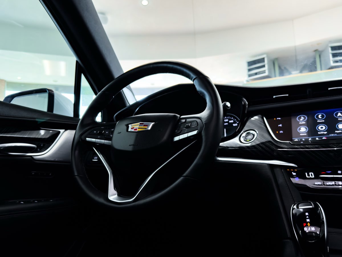 Used 2024 Cadillac XT6 Premium Luxury w/ Technology Package image 41