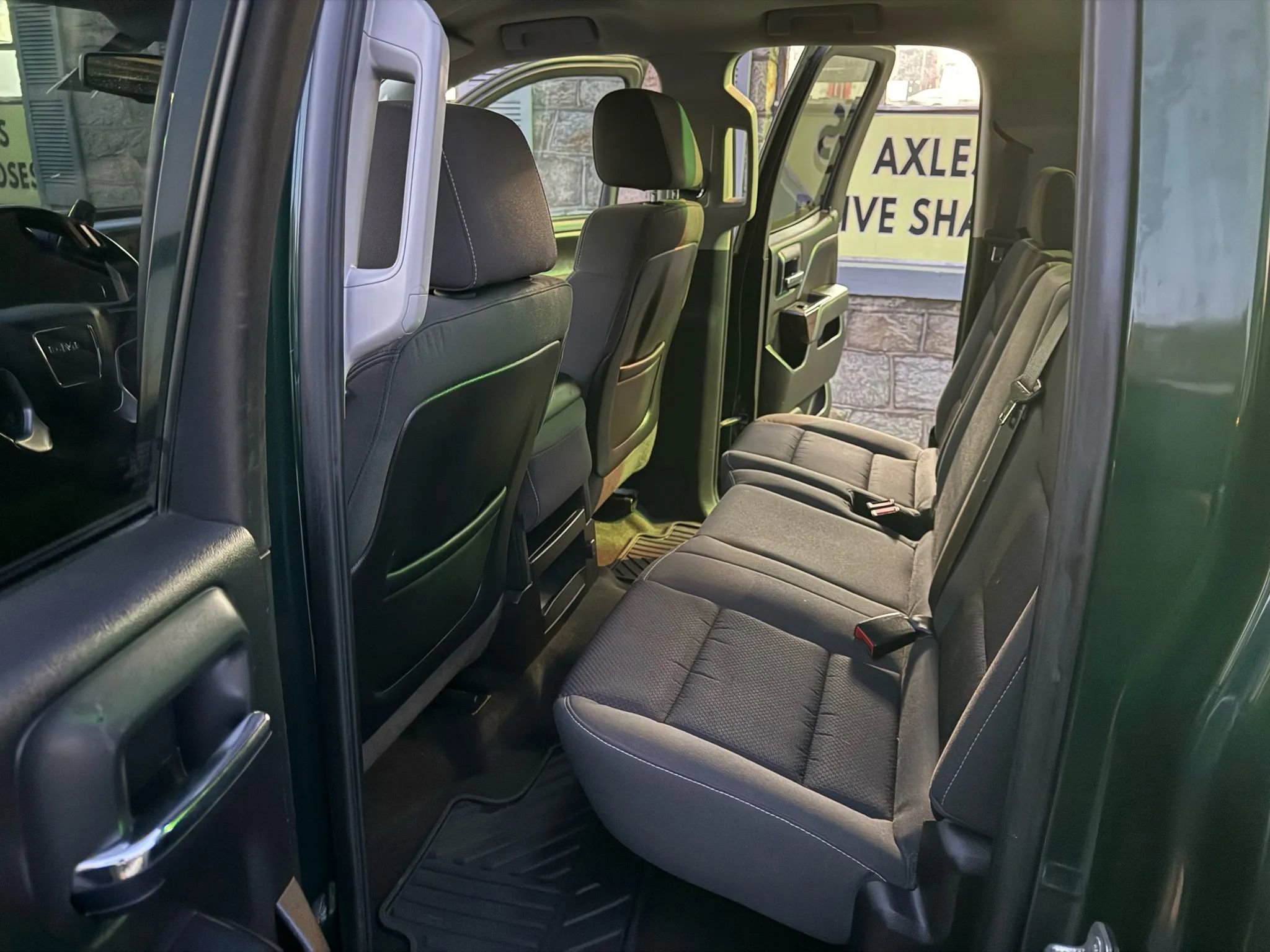 Used 2015 GMC Sierra 1500 SLE w/ SLE Value Package AWD/4WD image 21