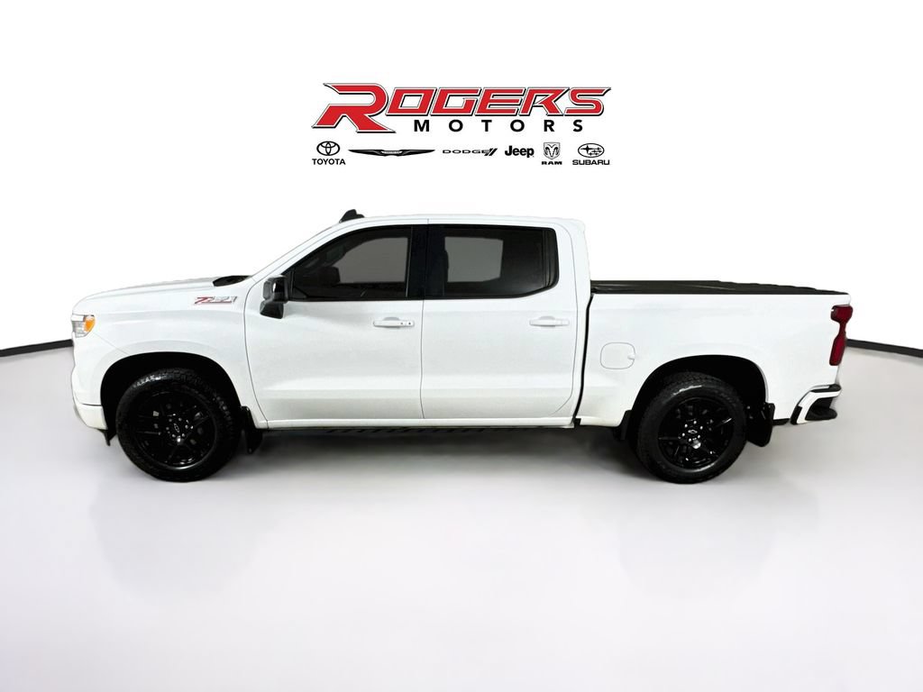 Used 2023 Chevrolet Silverado 1500 RST AWD/4WD image 4