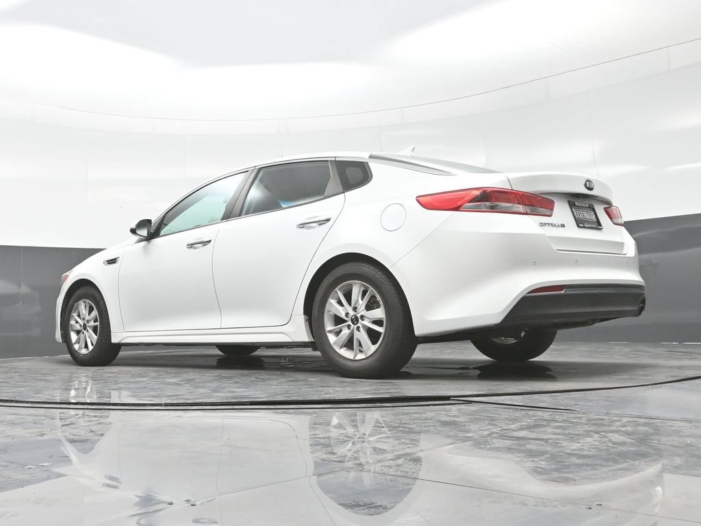 Used 2018 Kia Optima LX FWD image 37