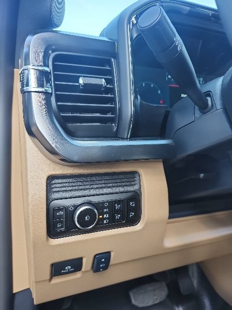 New 2026 Ford F350 Lariat w/ Tremor Off-Road Package AWD/4WD image 34