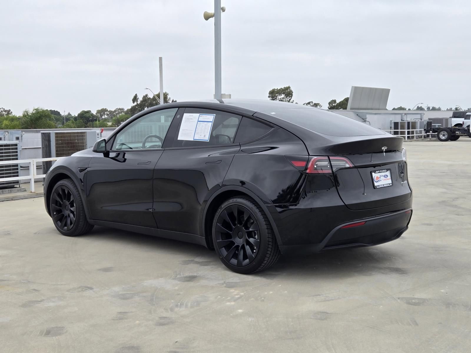 Used 2023 Tesla Model Y Long Range AWD/4WD image 6