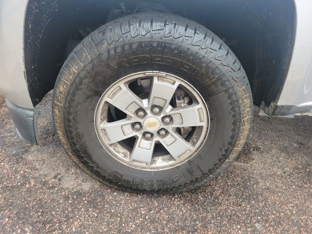 Used 2018 Chevrolet Colorado W/T w/ WT Convenience Package AWD/4WD image 9