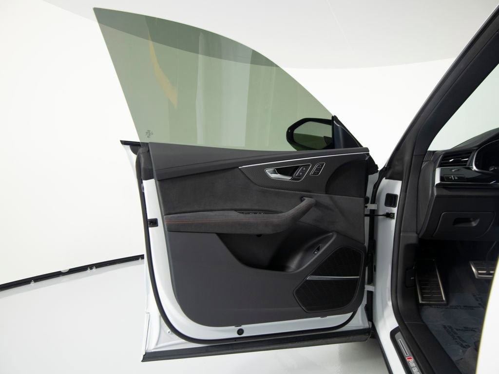 Used 2025 Audi RS Q8 performance AWD/4WD image 10