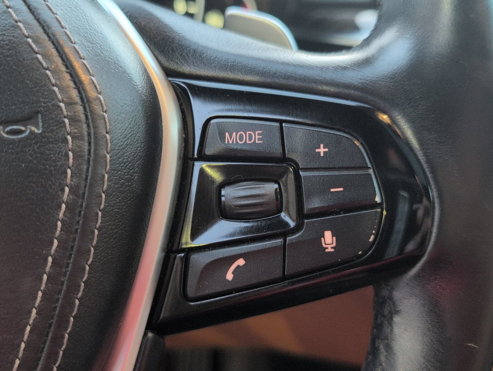 Used 2017 BMW 540i RWD image 17