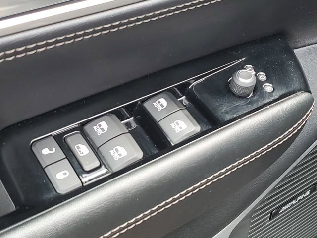 Used 2024 Jeep Wagoneer 4WD w/ Premium Group I image 30