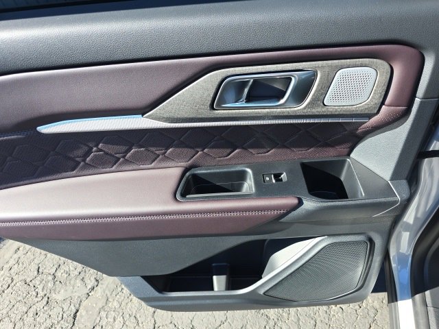 New 2025 Ford Explorer Platinum image 21