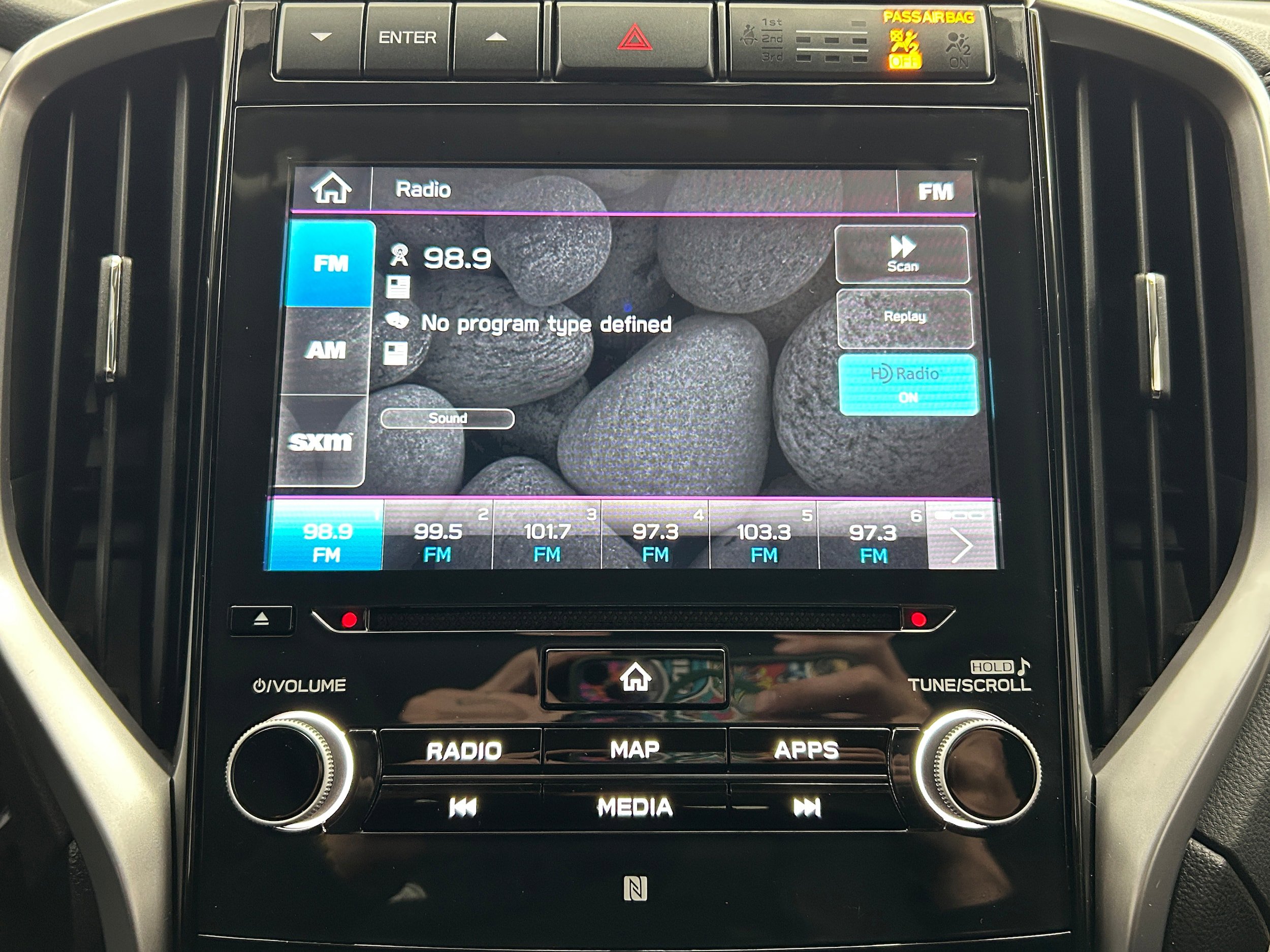 Used 2022 Subaru Ascent Limited w/ Technology Package AWD/4WD image 5