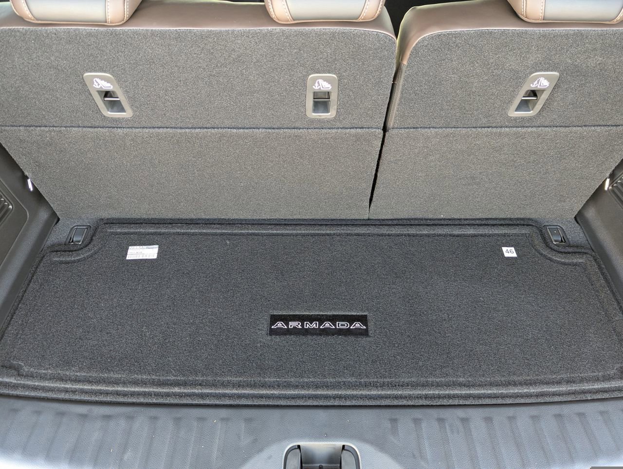 New 2026 Nissan Armada SL w/ Captain's Chari Seat Package image 11