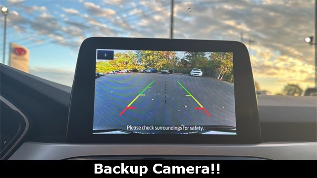 Used 2022 Ford Escape SE image 3