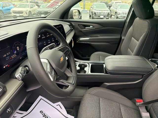 New 2026 Chevrolet Traverse LT image 7