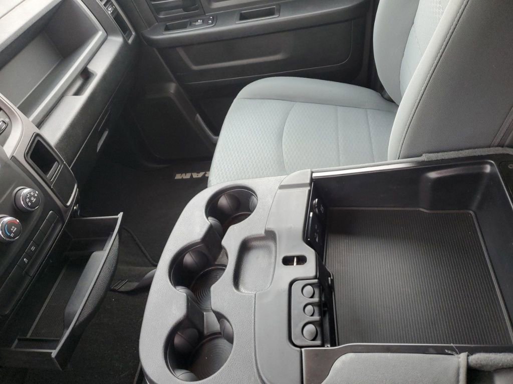 Used 2017 RAM 1500 Express w/ Express Value Package image 27