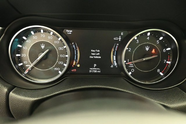 Used 2022 Maserati Levante GT AWD/4WD image 11