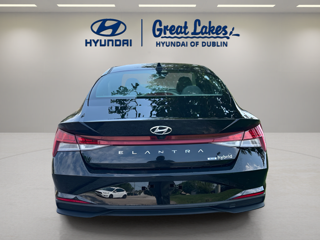 Used 2023 Hyundai Elantra Blue FWD image 4