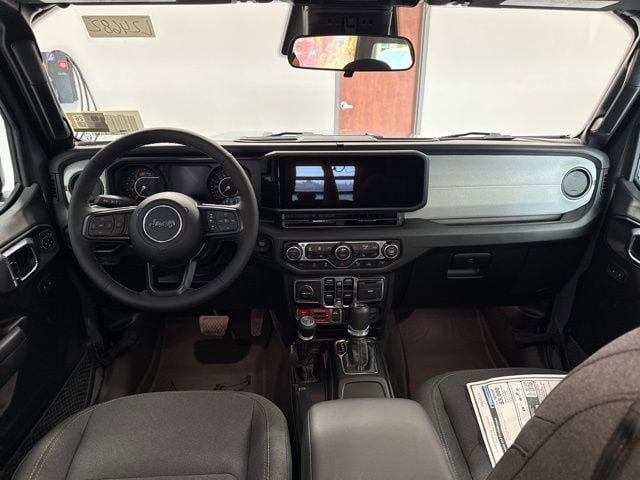 New 2025 Jeep Wrangler Willys AWD/4WD image 38