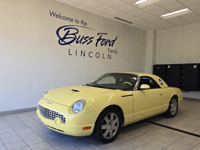 Used 2002 Ford Thunderbird RWD image 1