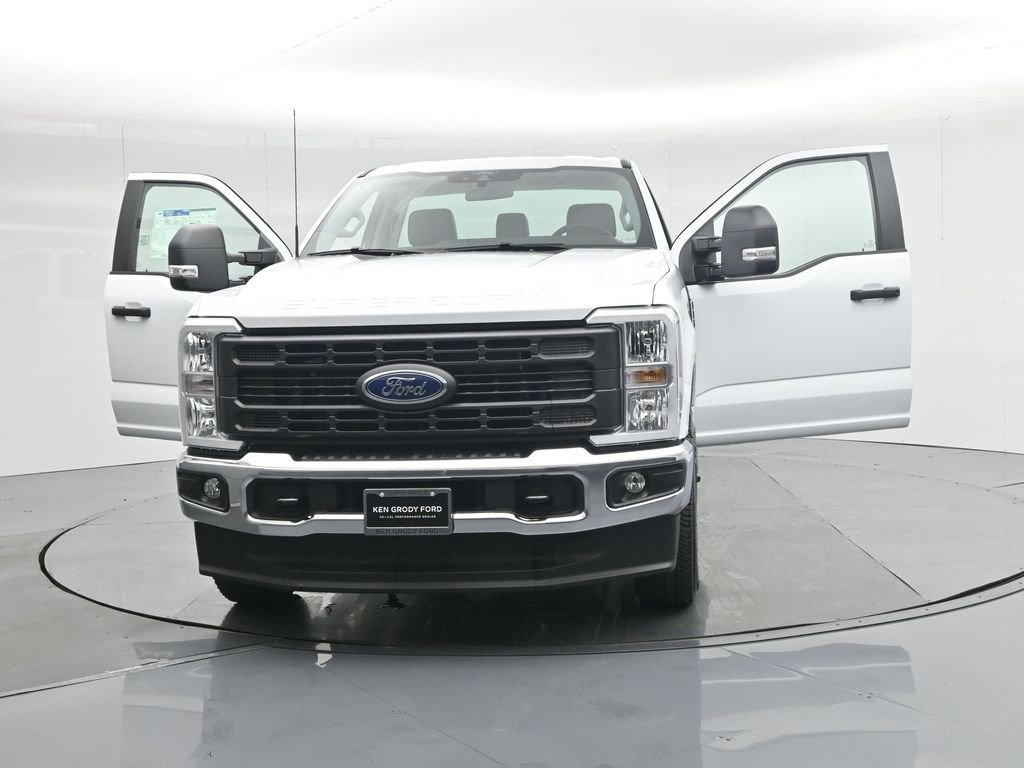 New 2026 Ford F250 XL w/ XL Chrome Package image 26
