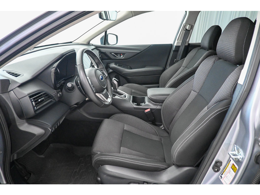 Used 2025 Subaru Outback Premium AWD/4WD image 11