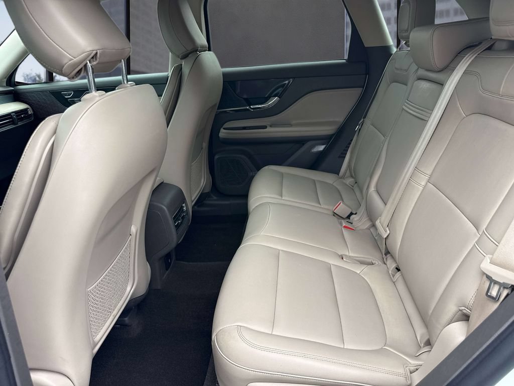Certified 2022 Lincoln Corsair FWD image 14