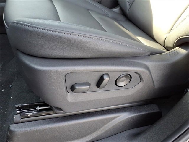 New 2026 Chevrolet Suburban Z71 w/ Comfort Package image 7