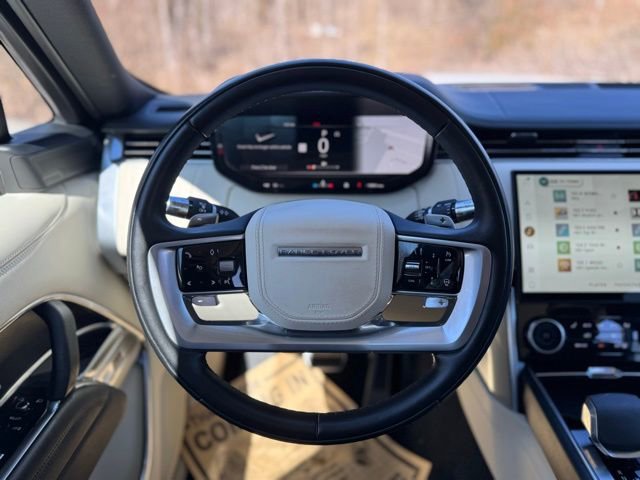 Used 2022 Land Rover Range Rover Long Wheelbase SE image 22