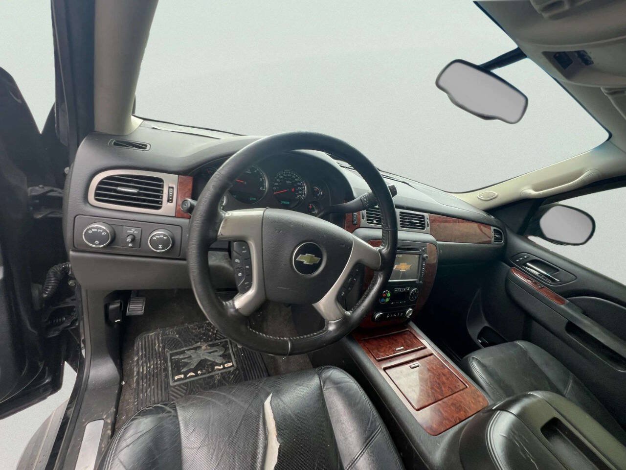 Used 2013 Chevrolet Suburban LTZ AWD/4WD image 3