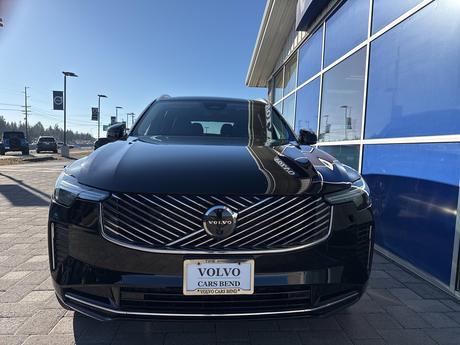 Certified 2025 Volvo XC90 B6 Plus video 2