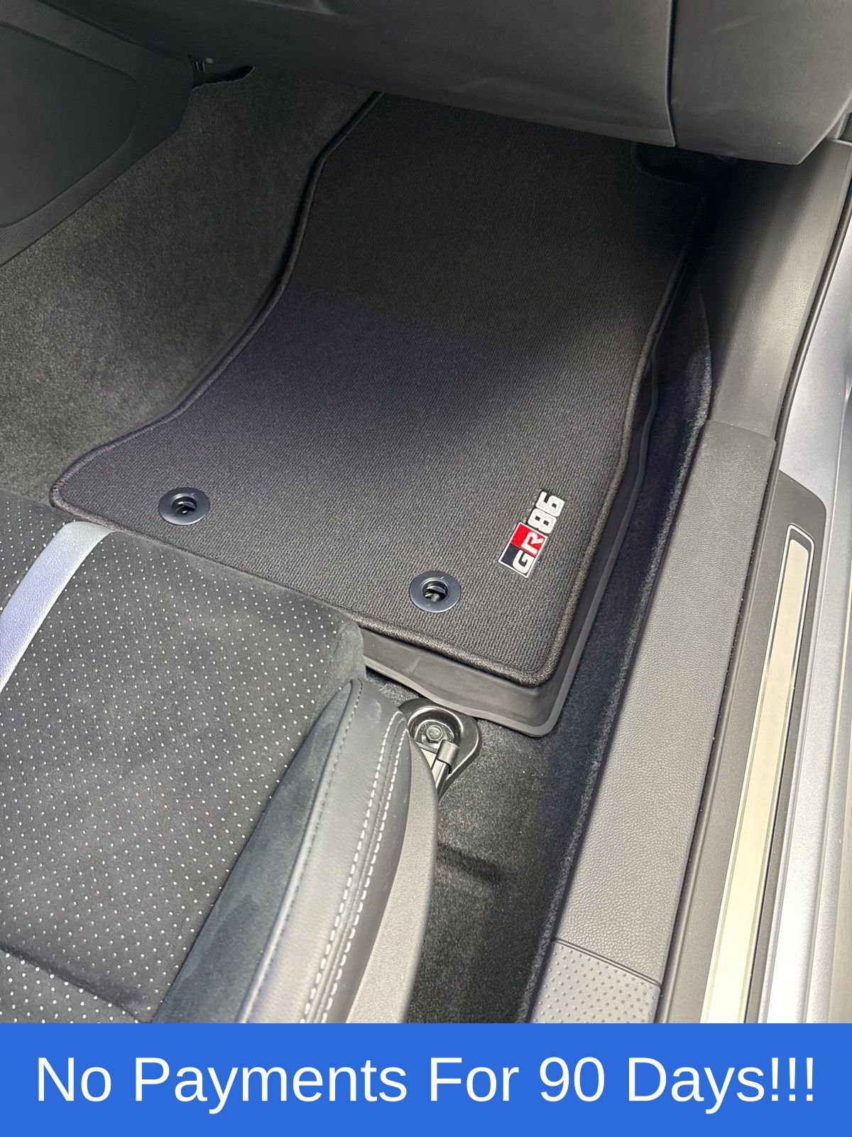 Used 2024 Toyota GR86 Premium RWD image 29
