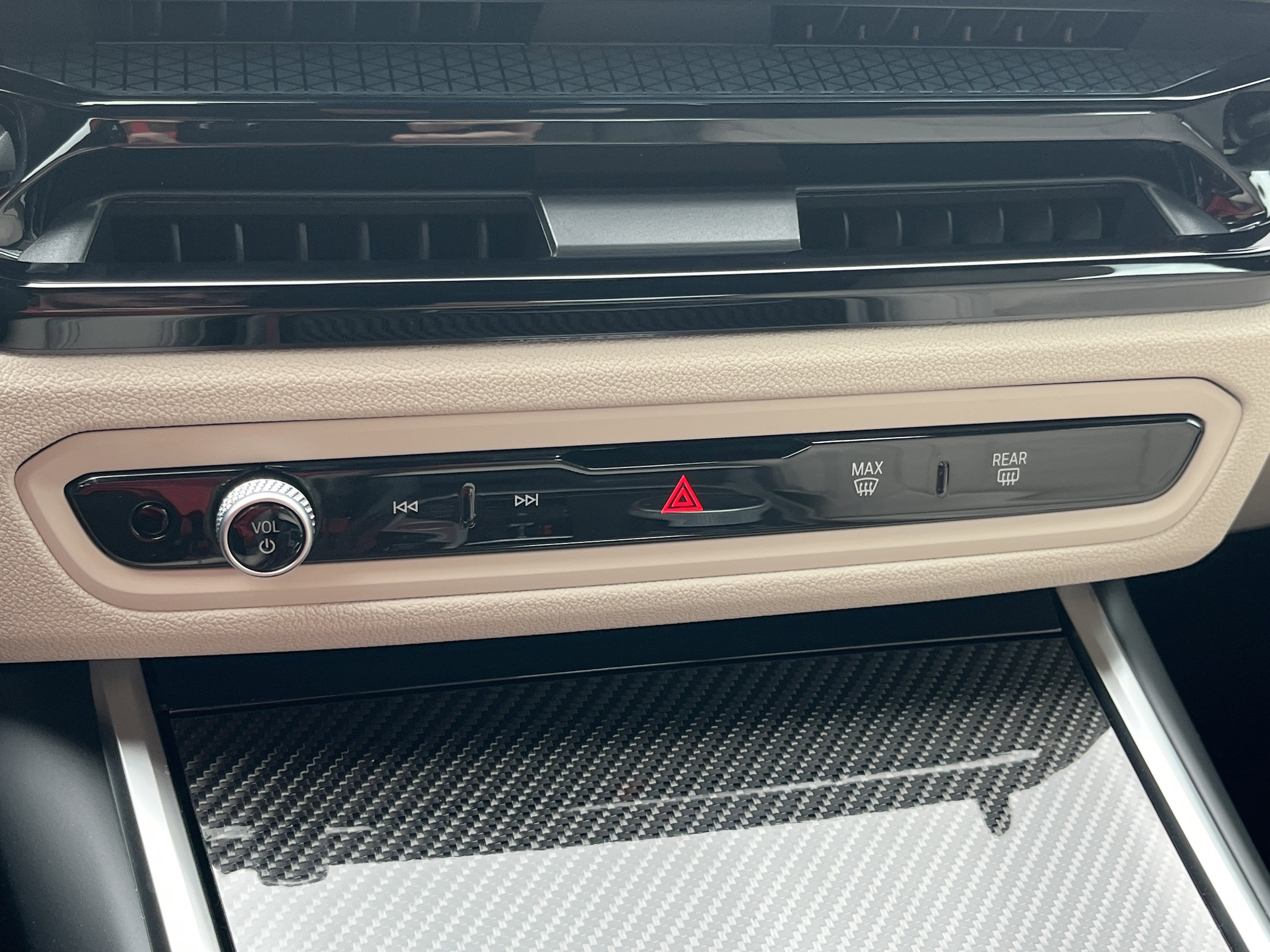 Used 2026 BMW M340i xDrive M340i NA xDrive w/ Premium Package image 7