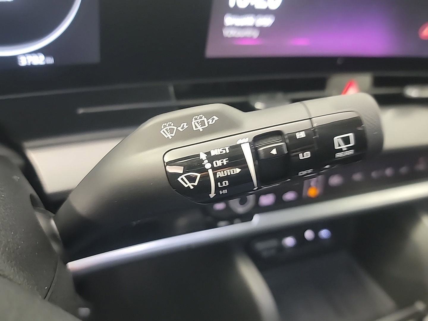 Used 2025 Kia Sportage SX image 27