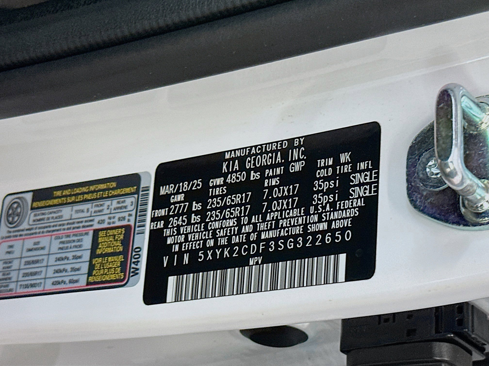 Used 2025 Kia Sportage LX image 12