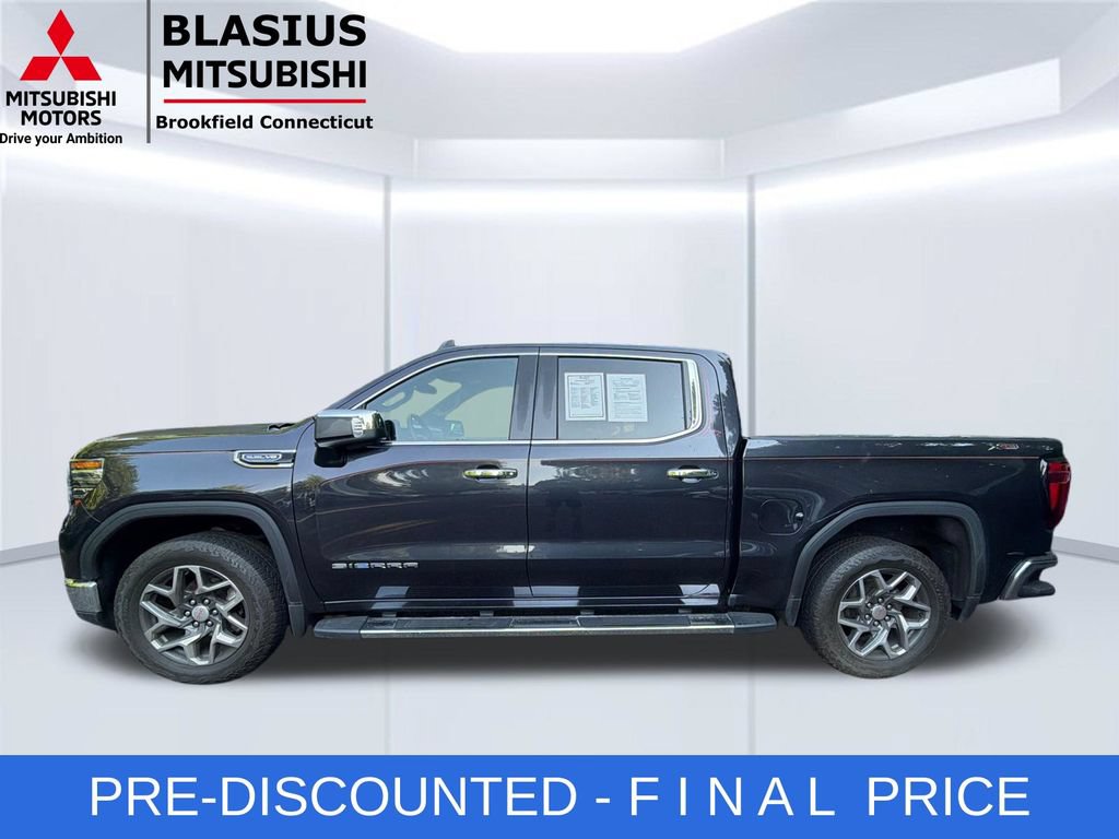 Used 2023 GMC Sierra 1500 SLT w/ SLT Premium Package AWD/4WD image 14