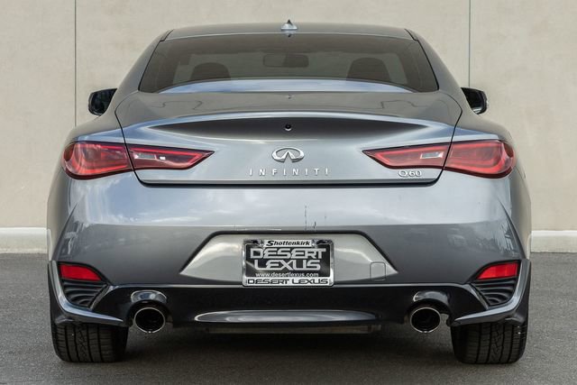 Used 2017 INFINITI Q60 2.0t w/ Moonroof Package image 4