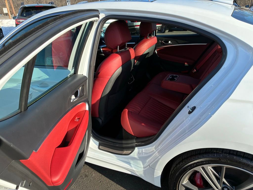 Used 2025 Genesis G70 3.3T Advanced image 21