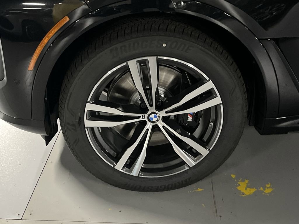New 2026 BMW X7 xDrive40i w/ Executive Package image 10