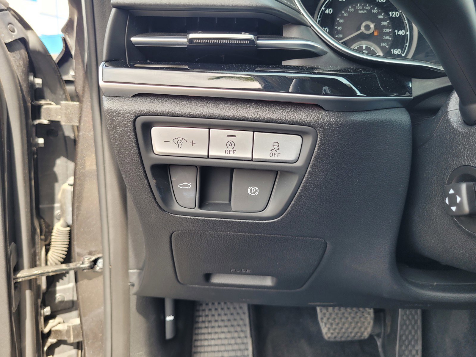 Used 2023 Genesis G80 2.5T image 24