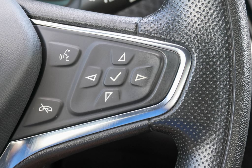 Used 2023 Chevrolet Malibu LT FWD image 25