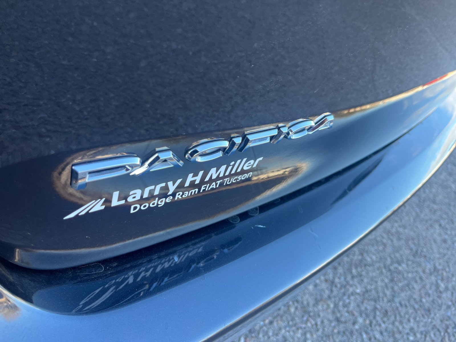 Used 2021 Chrysler Pacifica Touring-L image 24