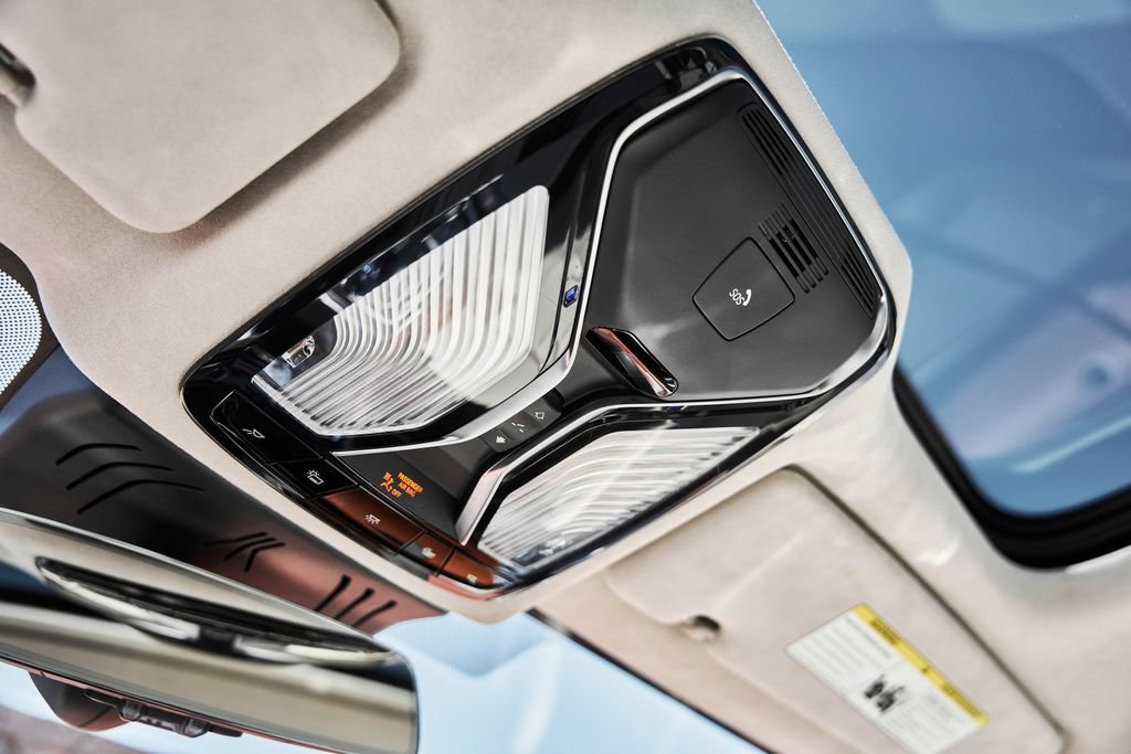 Used 2023 BMW ALPINA B8 xDrive Gran Coupe AWD/4WD image 85