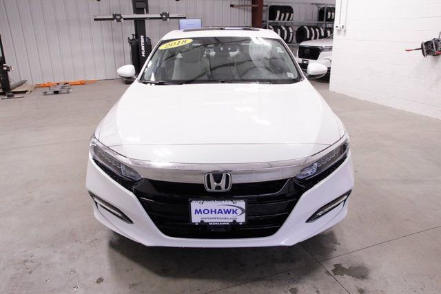 Used 2018 Honda Accord EX image 8